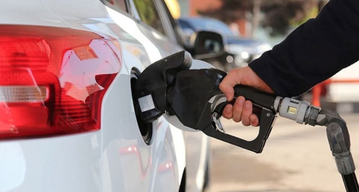 Benzine Dev Zam Kapıda: Tabelalar ...